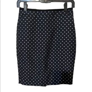 Ann Taylor Petite Black and White Polka Dot Skirt Size 00P